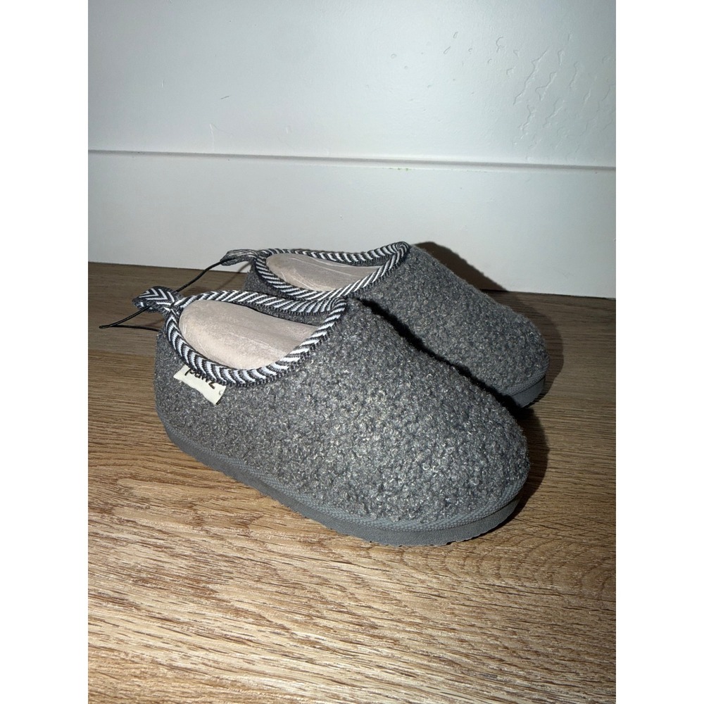 Kids cozy slippers 9/10